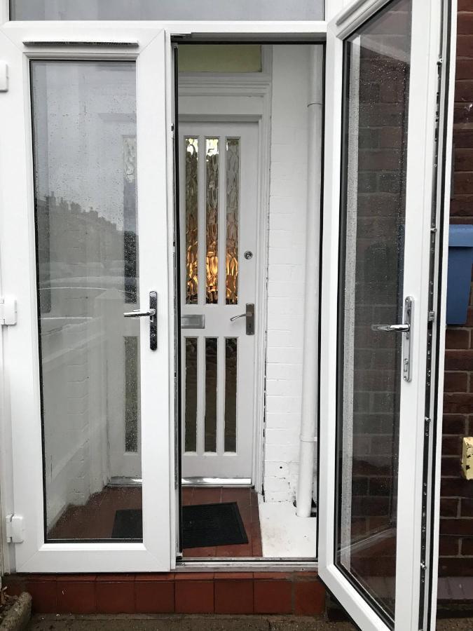 Stylish Modern 3-Bed House Nr Manchester City Ctr Whitefield Εξωτερικό φωτογραφία