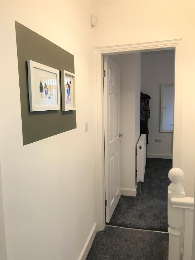 Stylish Modern 3-Bed House Nr Manchester City Ctr Whitefield Εξωτερικό φωτογραφία